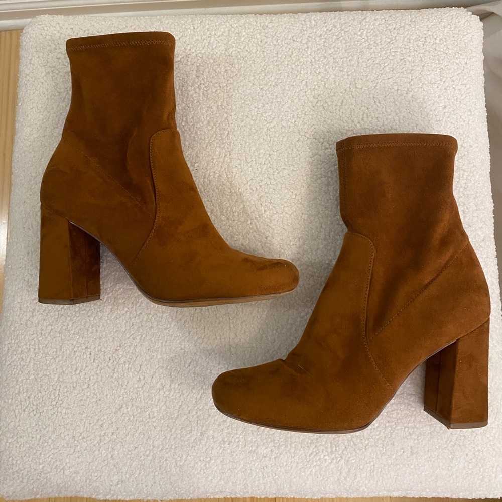 Brown Suede Heeled Ankle Bootie